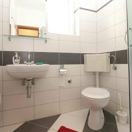 Apartamento Vera 1623 *