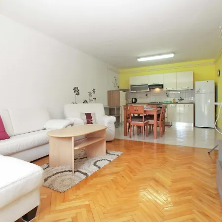 Apartment Vera 1623